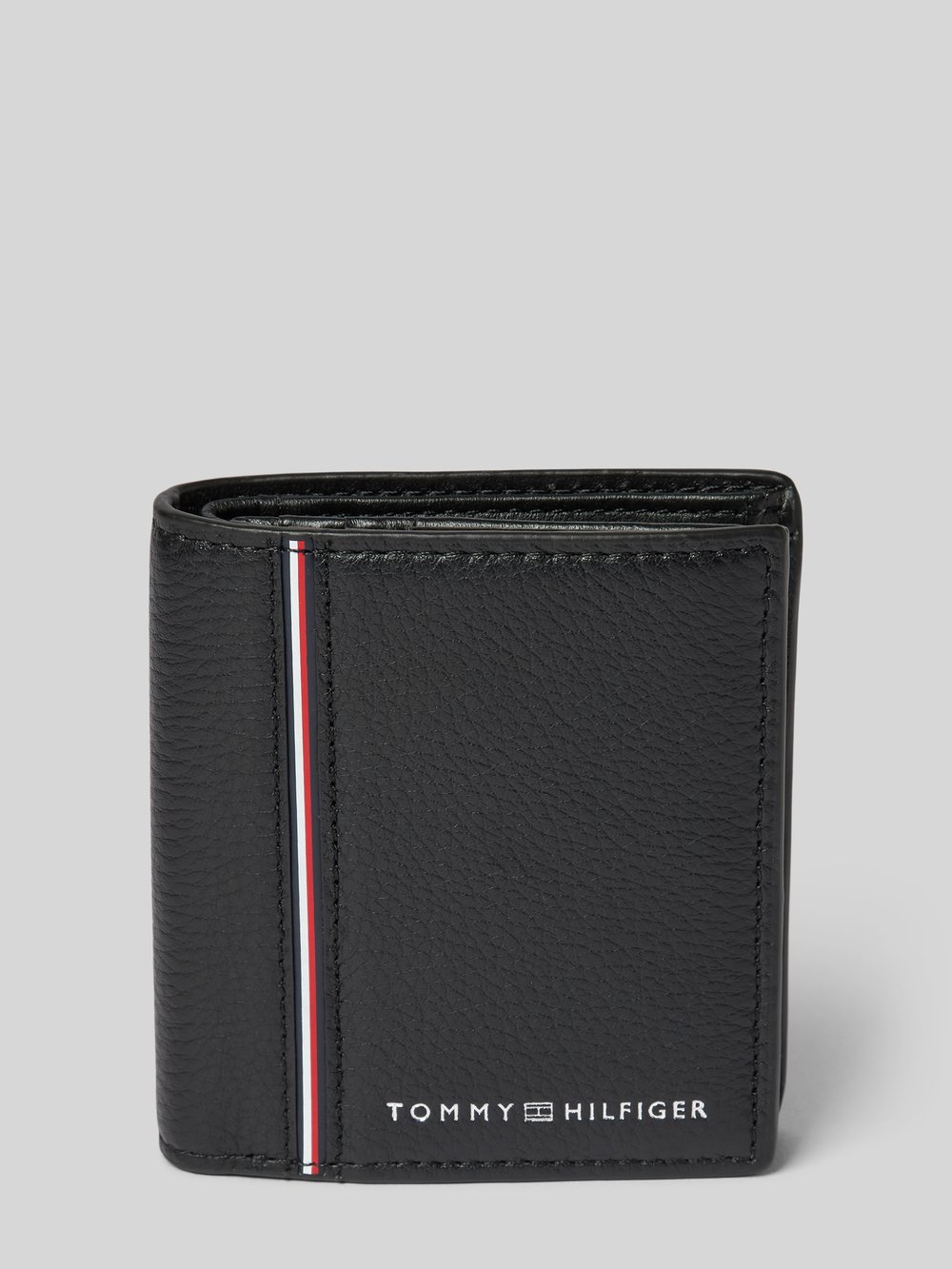 

Кожаный кошелек с этикеткой Tommy Hilfiger, черный