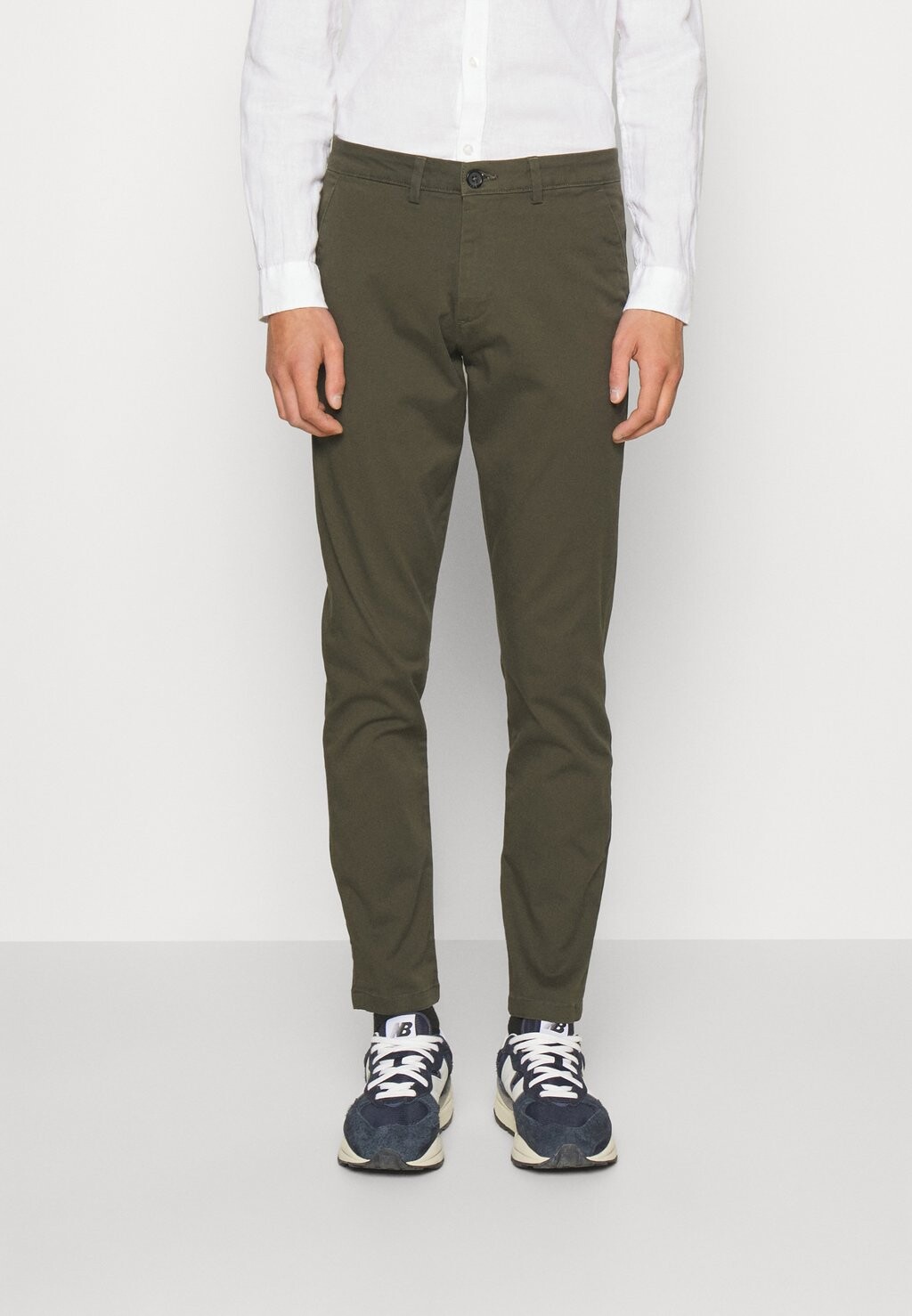 

Чино SLHSLIM NEW MILES Selected Homme, цвет forest night