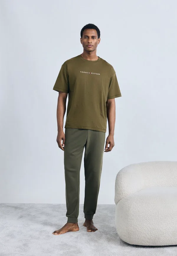 Оригинальная футболка-рубашка с логотипом для отдыха и пижамы. Tommy Hilfiger, Army Green — фото 2