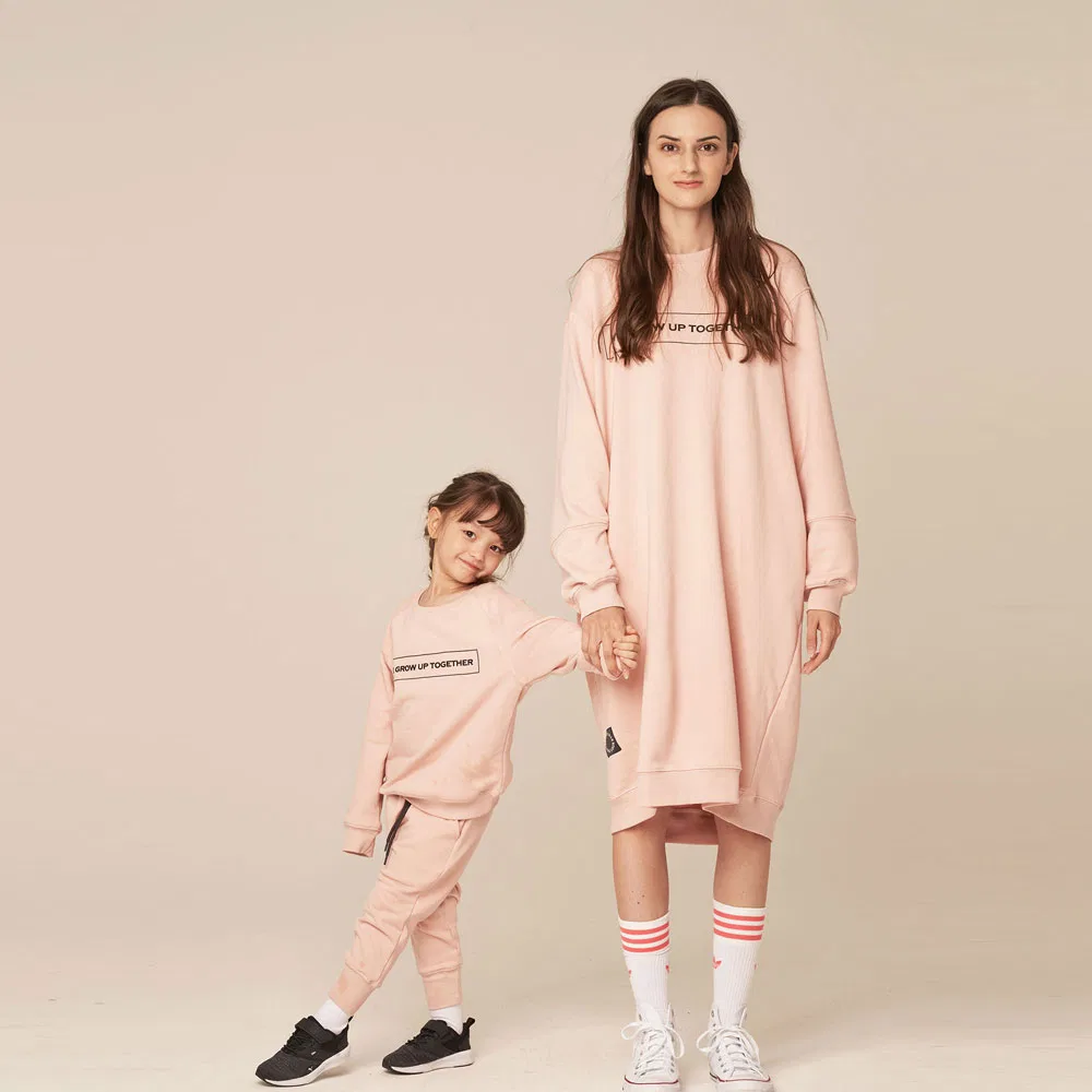 Детский спортивный костюм розовый от Luuklook.Studios — фото 3