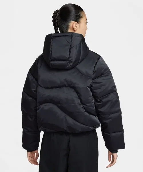 Женская пуховая куртка Nike Therma-FIT Oversized Down Puffer Jacket, чёрная — фото 2