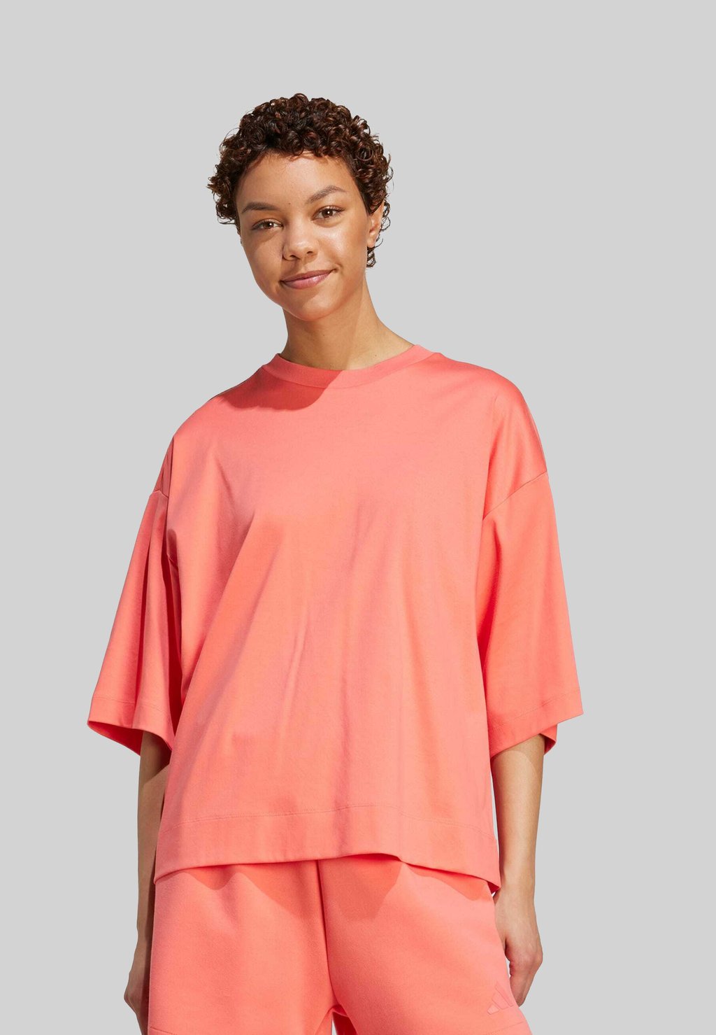 

Топ с длинными рукавами SOFT LUX LOOSE Adidas Sportswear, красный