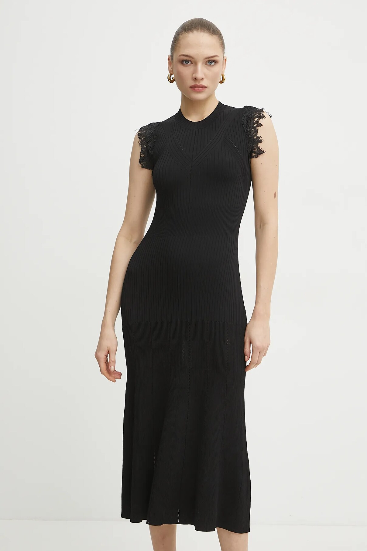 

Платье Ermanno Scervino, черный
