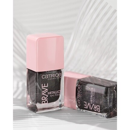 Лак для ногтей Brave Metallics, 10,5 мл, № 01, Звездные ночи, синий металлик, стойкий, веганский, без ацетона, Catrice — фото 3