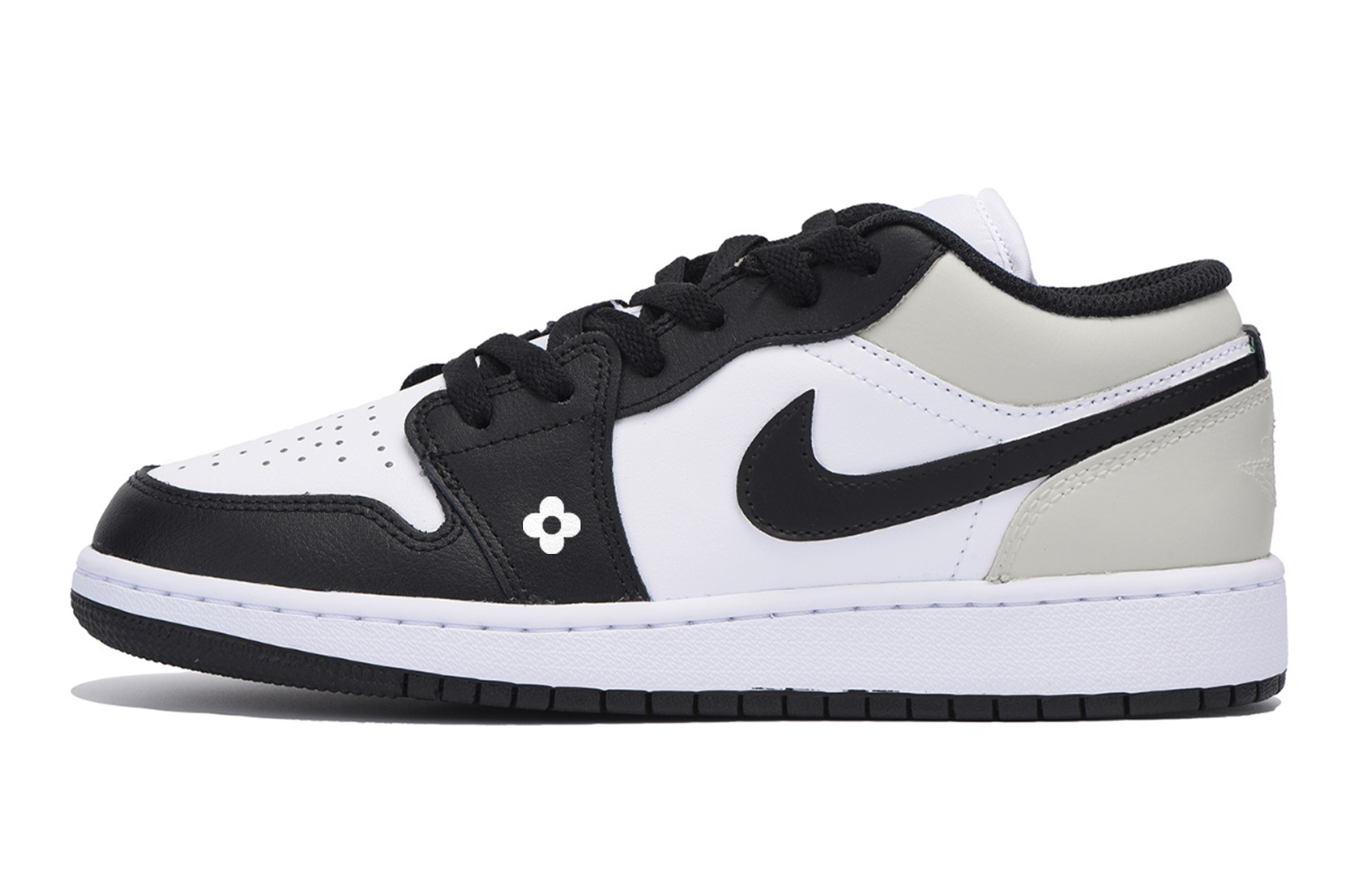 

Баскетбольные кроссовки Air 1 LOW Top для детей и подростков Jordan, белый