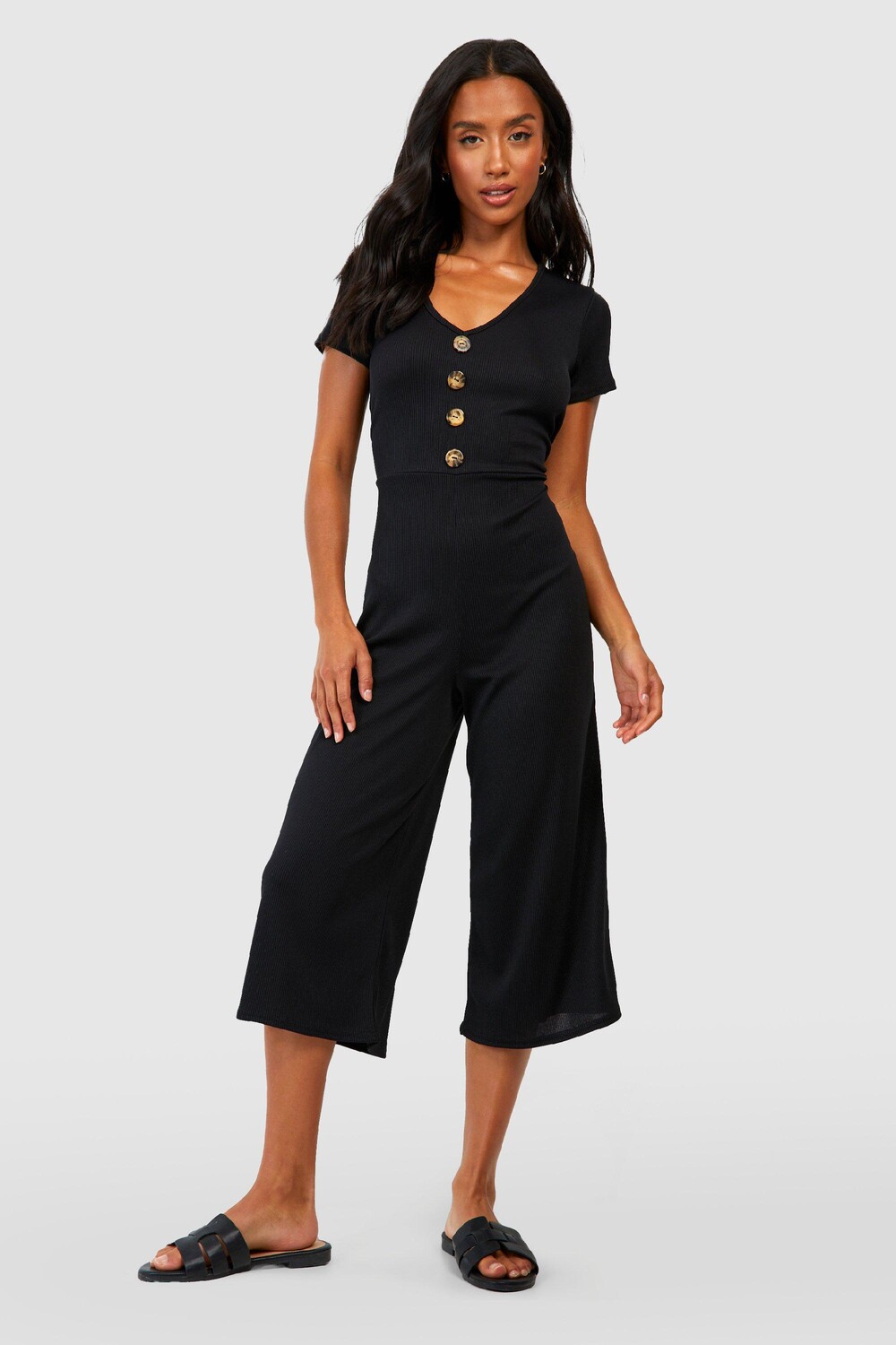 

Комбинезон-кюлот на пуговицах petite rib mock horn Boohoo, черный