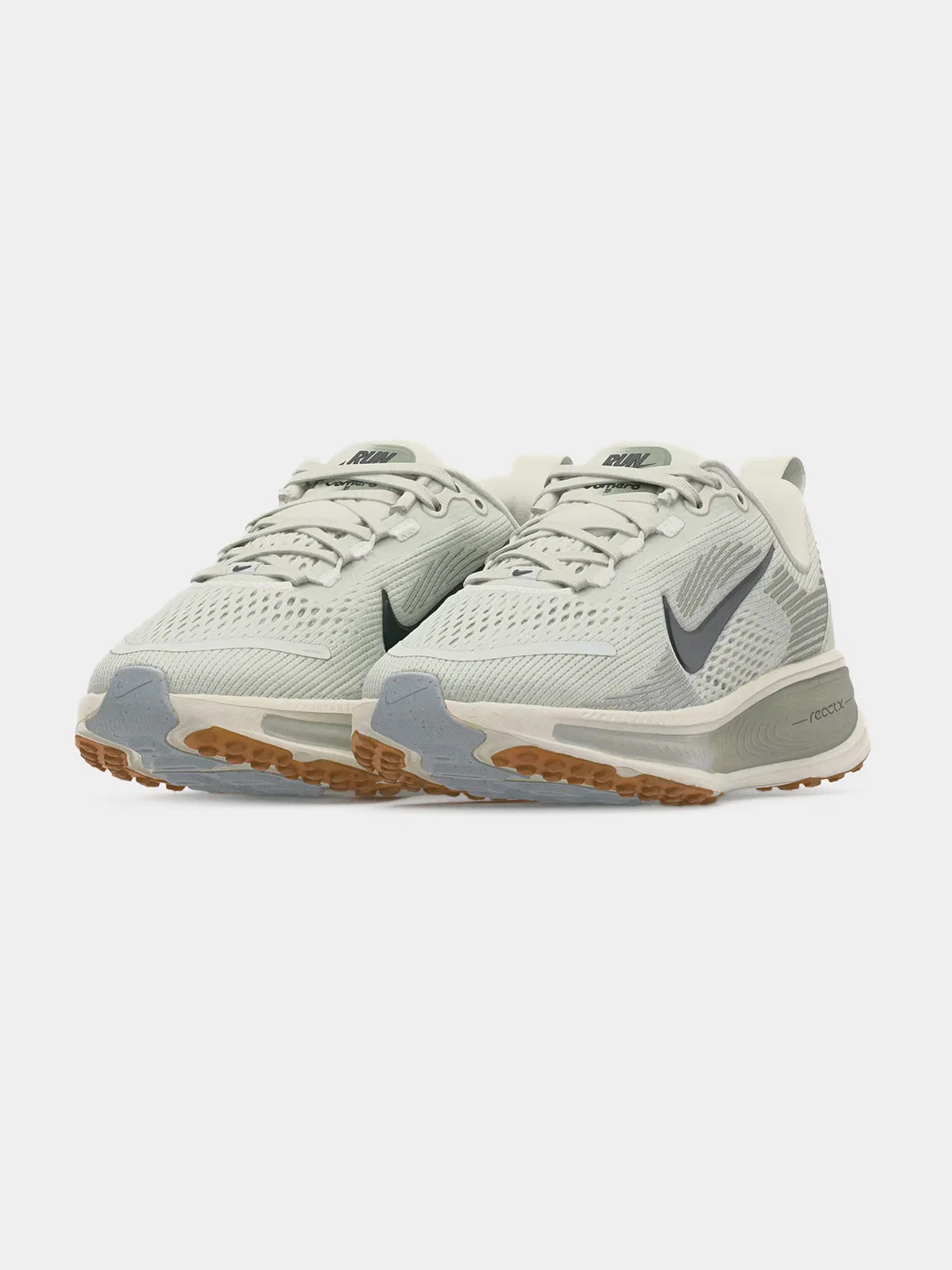 Спортивная обувь 'VOMERO 18' Nike, Stone/Light Grey — фото 2