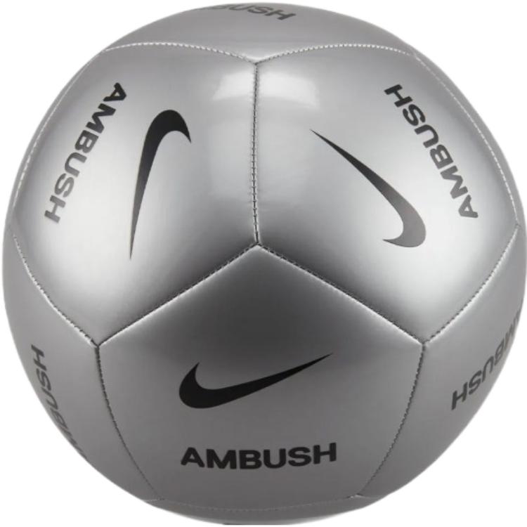 

Футбольный мяч x ambush Nike