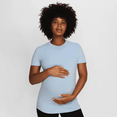 

Футболка Nike (M) One, цвет Light Armory Blue