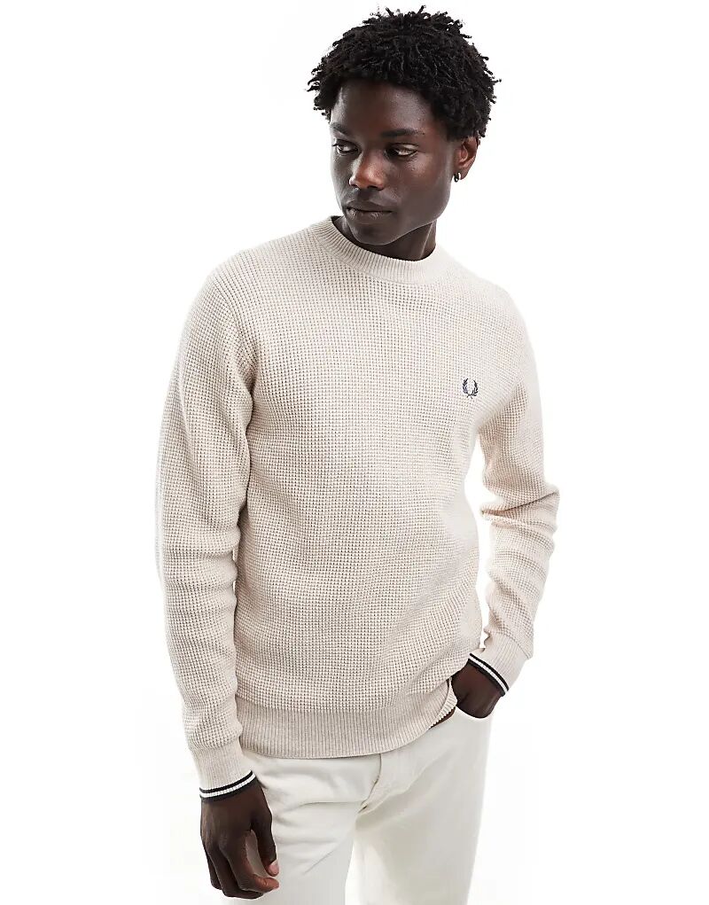 

Джемпер с вафельной вязкой в цвете «кремовый» Fred Perry