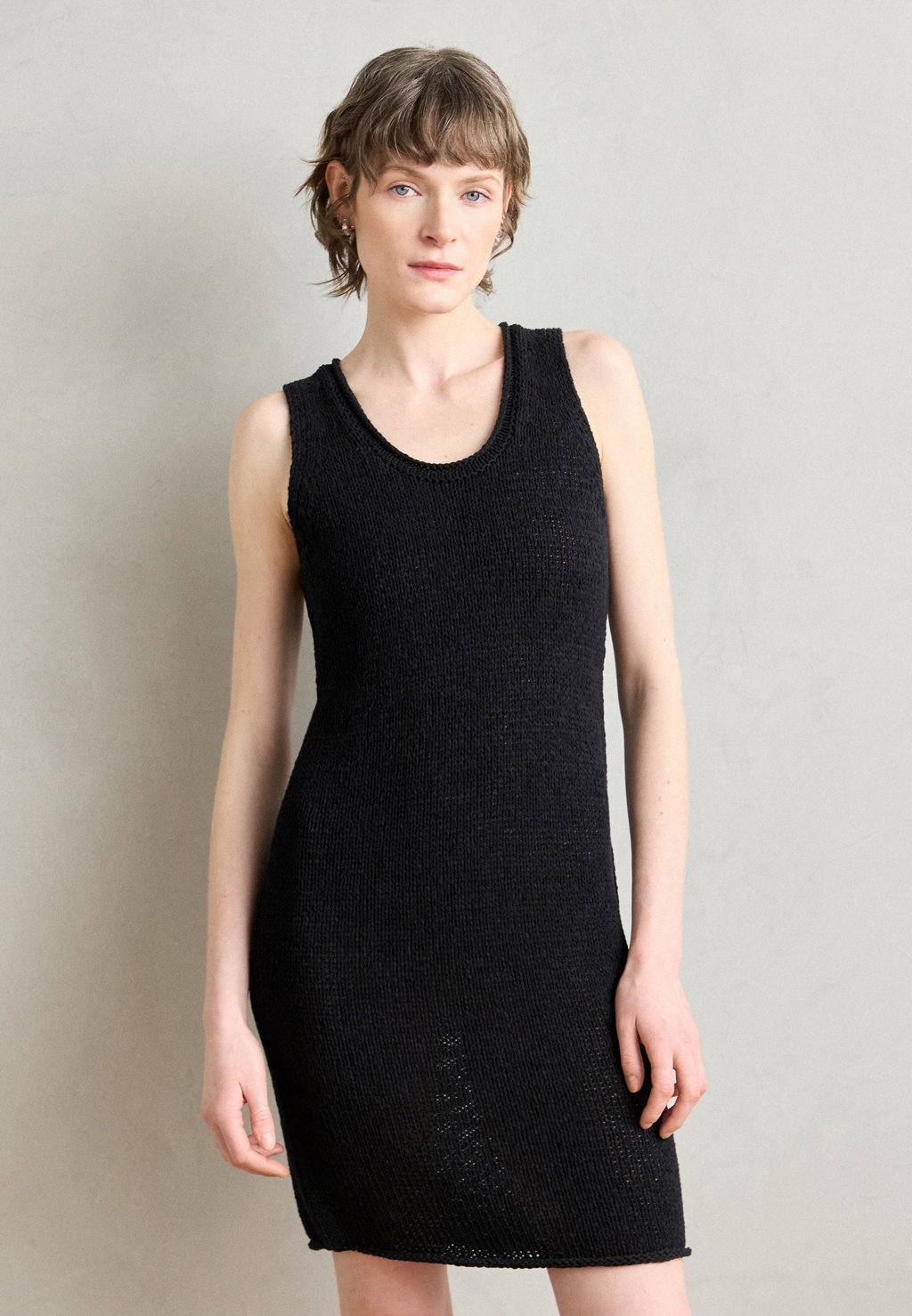 

Платье-джемпер DRESS SLEEVELESS ROUND NECK Marc O'Polo, черный