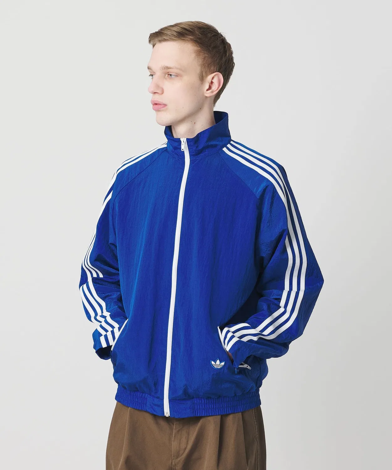 Куртка футбольная adidas Originals коллекционная из нейлона королевский синий — фото 4