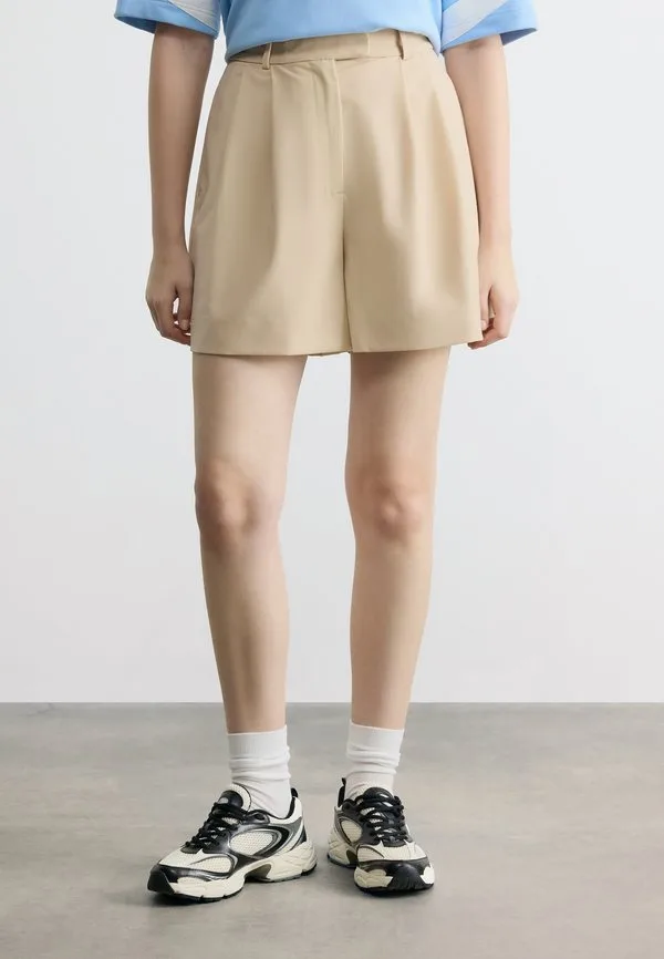 Шорты Lacoste Lionne, однотонные, темно-синие