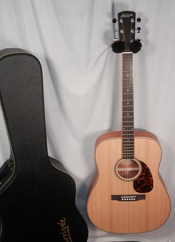 

Акустическая гитара Larrivee D-03 Mahogany Recording Series Satin Finish Dreadnought Acoustic new