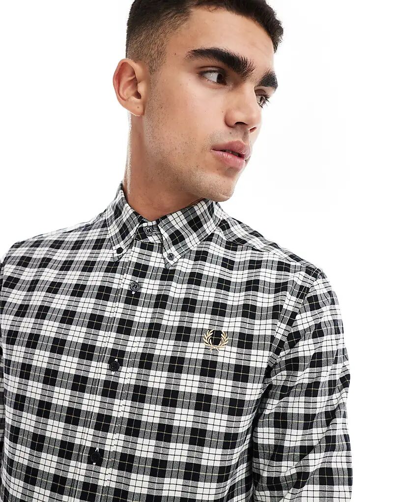 

Рубашка оксфорд в клетку бежевого и черного цвета Fred Perry