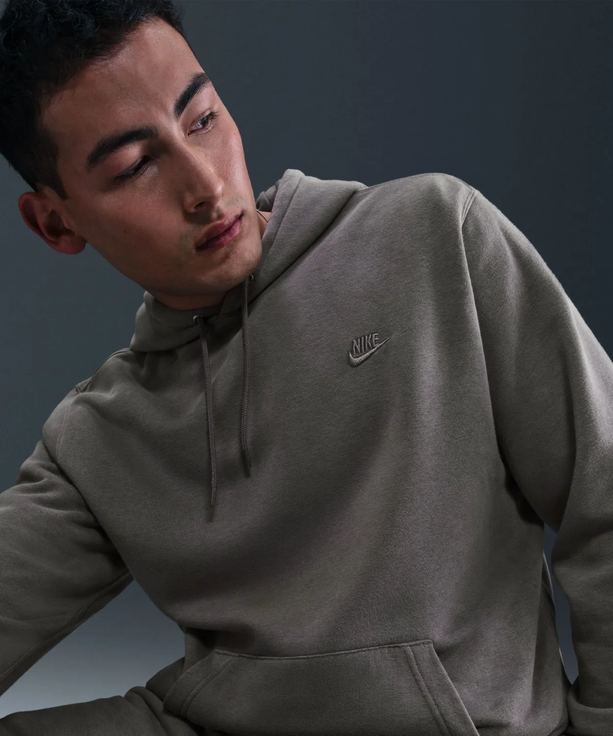 Толстовка Nike Club BB L/S с капюшоном, флисовая, тёмно-серый — фото 2