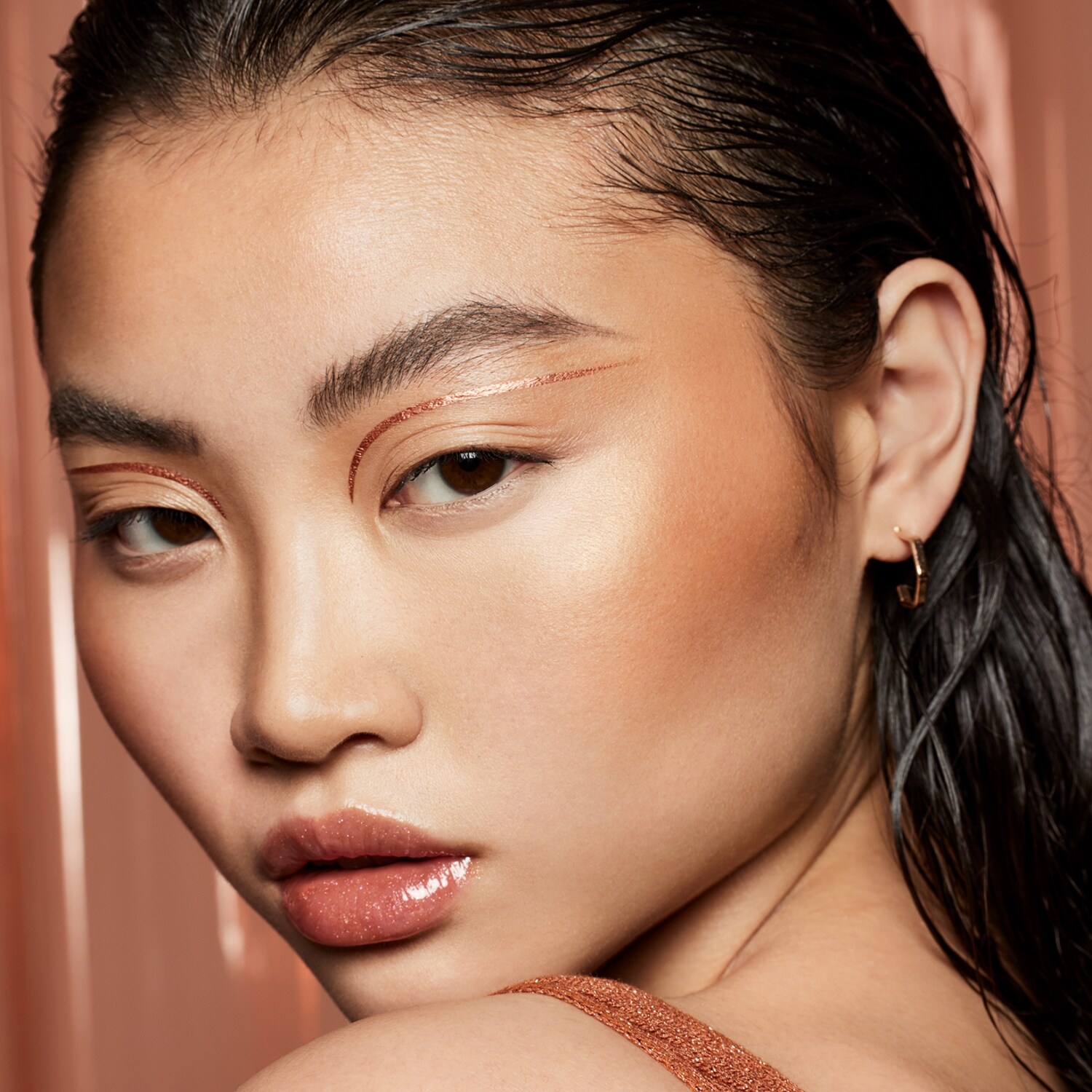 Жидкая подводка для глаз Glitty Lid Shimmer Liquid Liner Fenty Beauty, Ritzy Rose (17,6 g) — фото 2