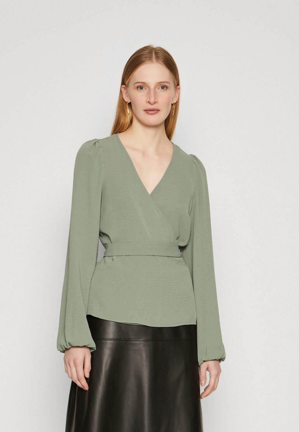 

Блузка VMALVA WRAP Vero Moda, цвет laurel wreath