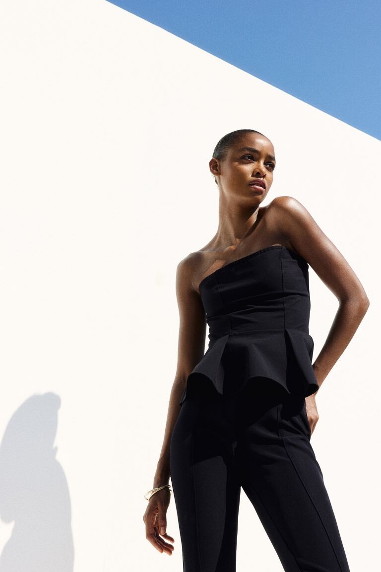 

Топ-Бандо с баской H&M, черный