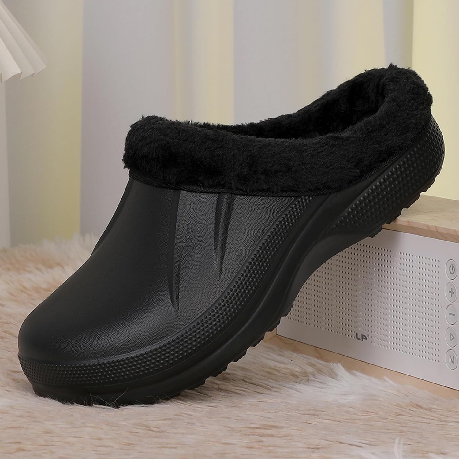YUKTOPA Unisex из искусственной меховой подкладки- зимняя теплая обувь, слизающие водонепроницаемые домашние тапочки, легкие садовые сабо, мулы для пляжа во дворе, черный — фото 2