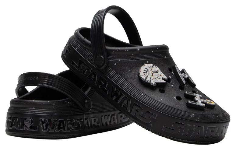 Сандалии Crocs x Star Wars Off Court Clog 'The Galaxy', черный — фото 4
