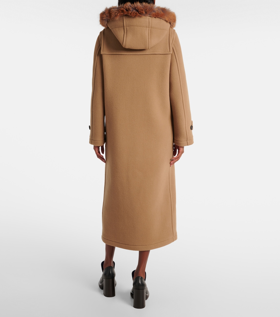 Пальто Burberry, женское, кэмел, с искусственным мехом — фото 3