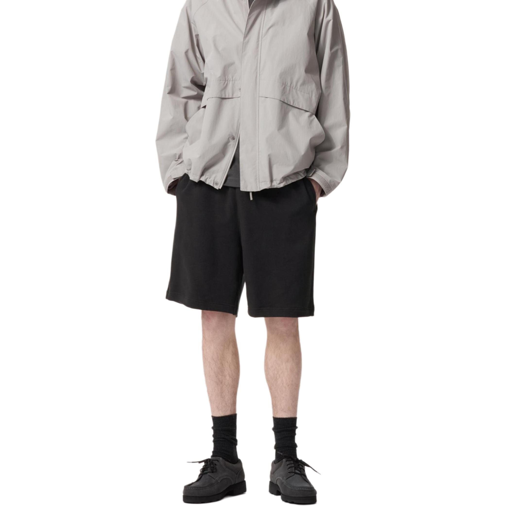 

UNIQLO Повседневные шорты унисекс черные