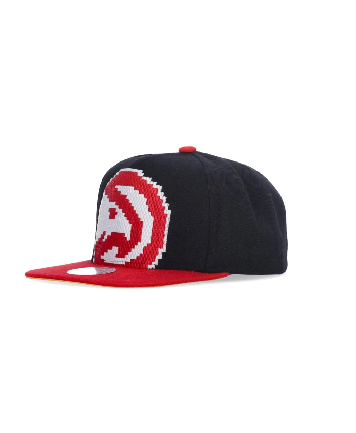 

Бейсболка NBA 8-bit Atlanta Hawks с застежкой-регулятором Mitchell & Ness, мультиколор