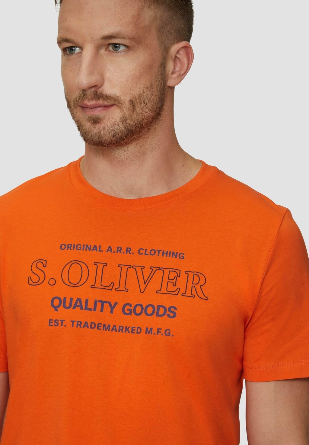 

Футболка с принтом MIT LOGO-MOTIVEN s.Oliver, оранжевый