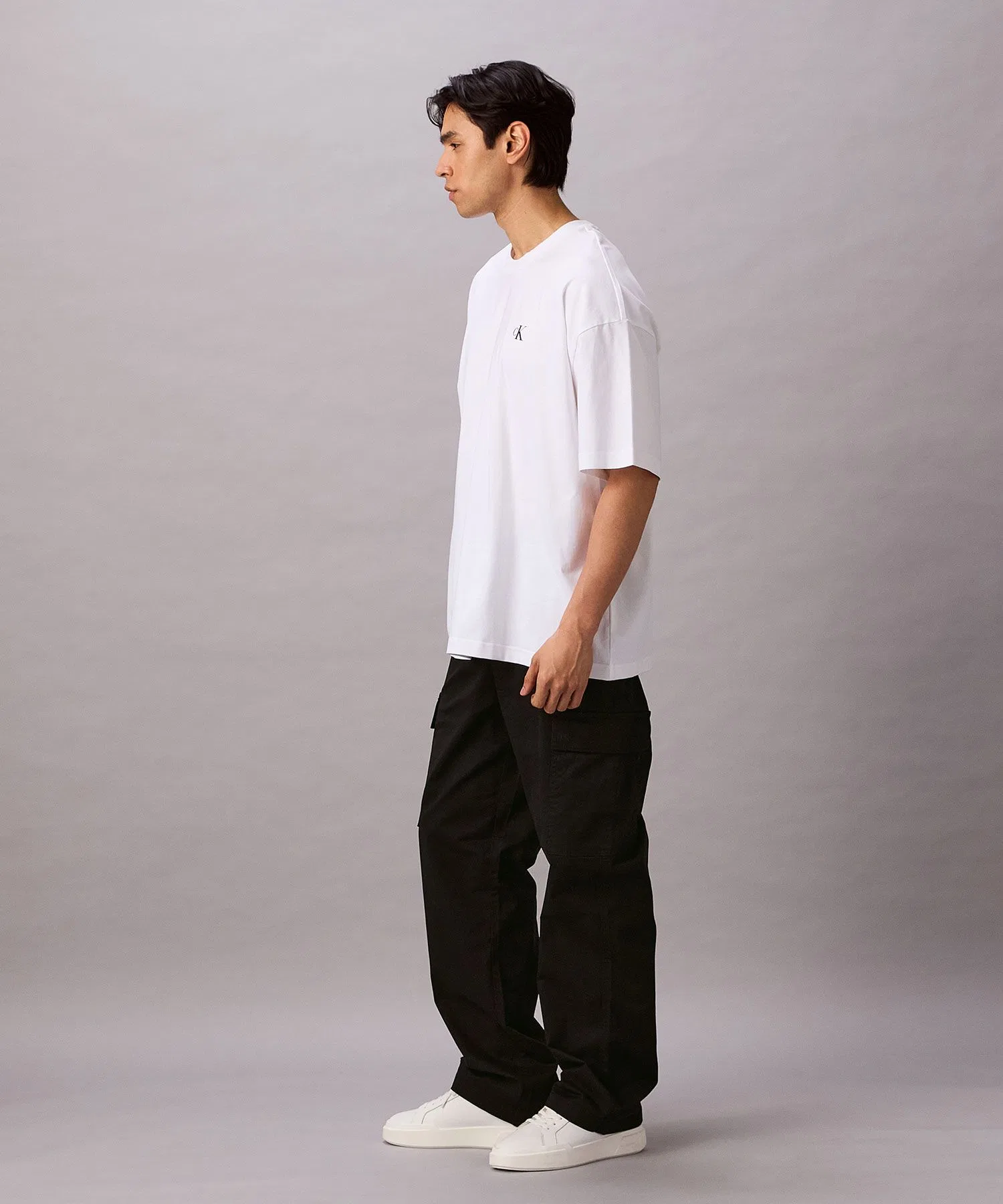 Мужские брюки Calvin Klein 90s Straight Cargo Pants — фото 4