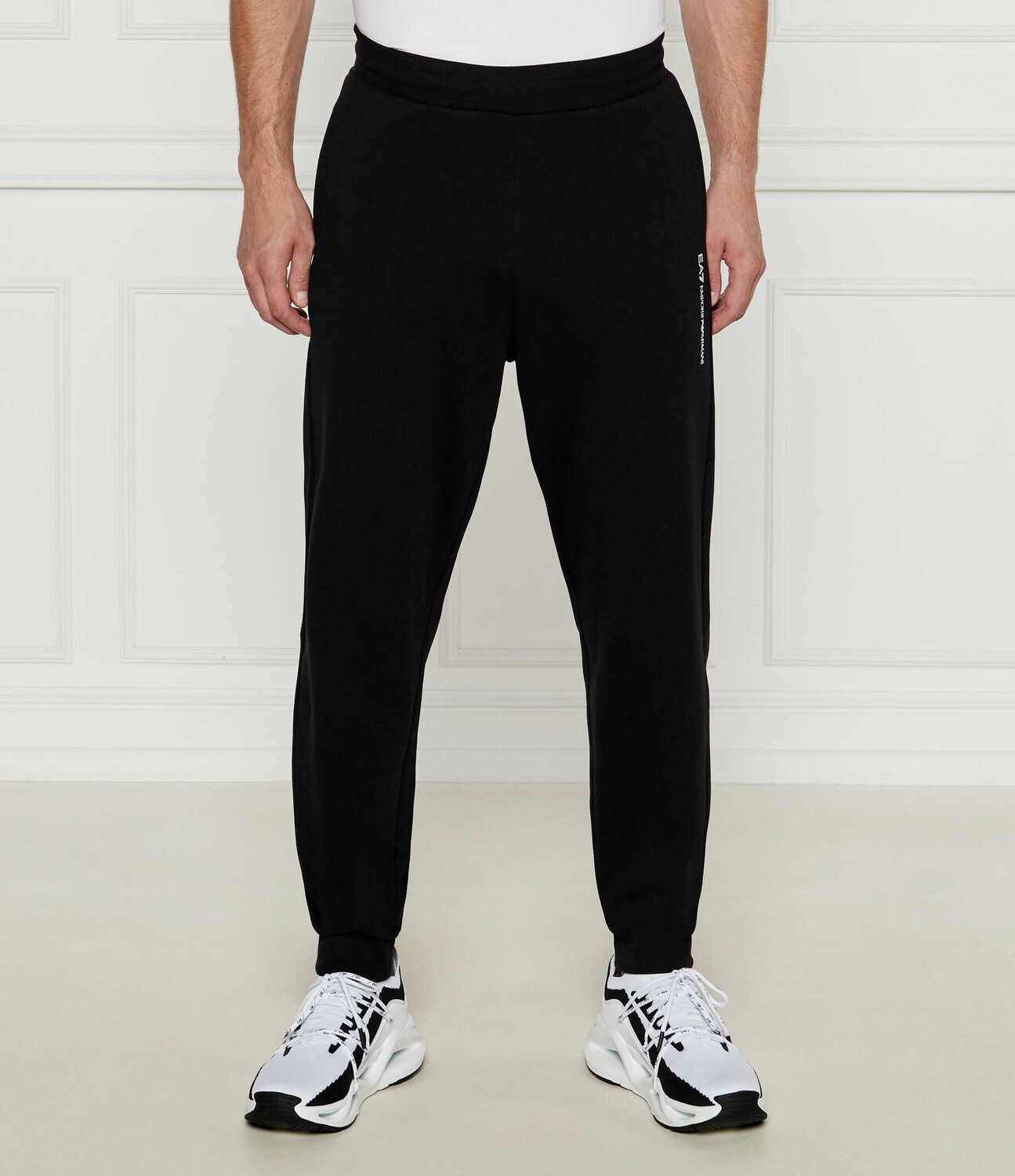 

Спортивные брюки EA7 Regular Fit, черный