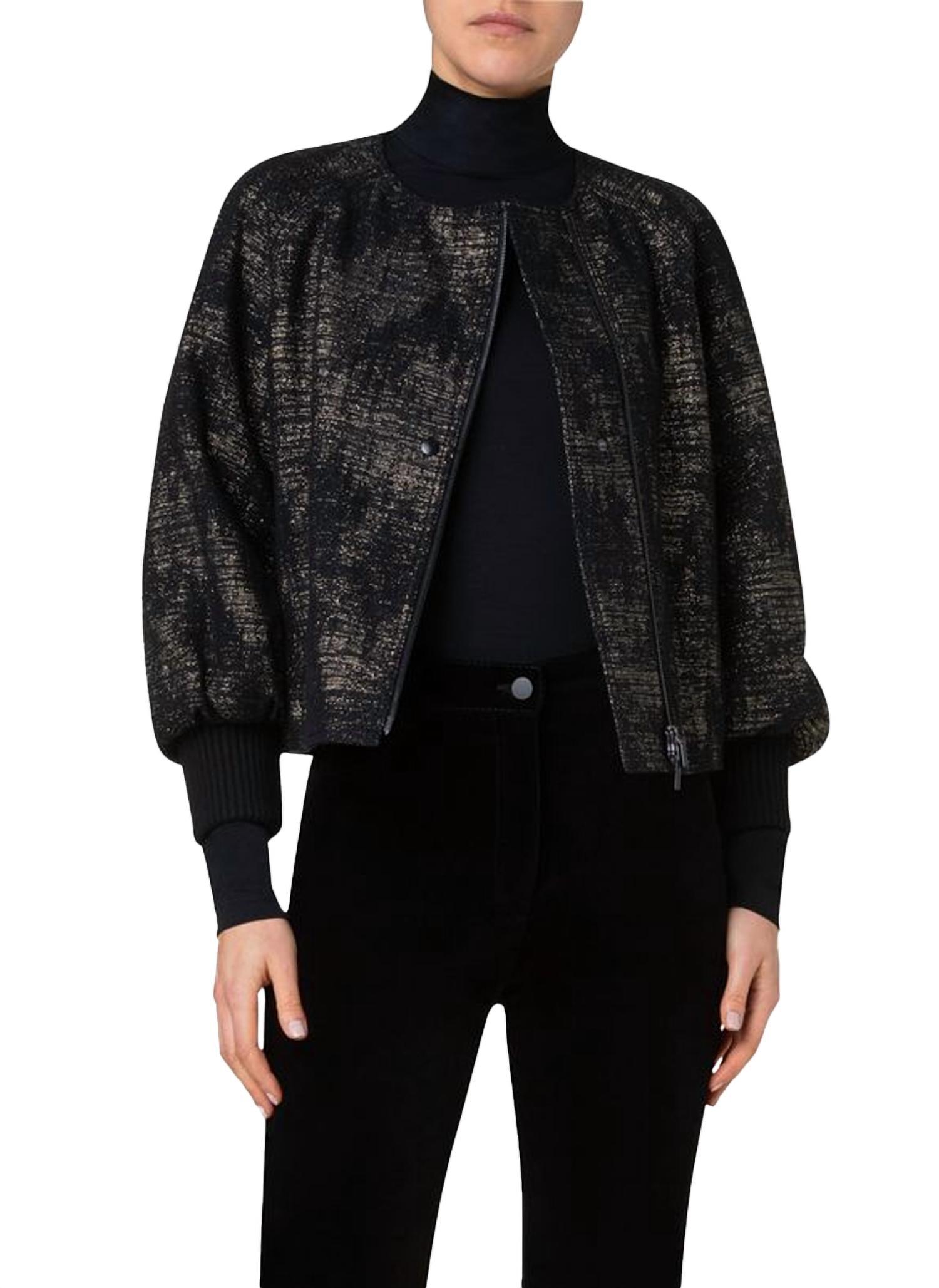 

Асимметричная джинсовая куртка с золотой нитью в черном цвете Akris Punto