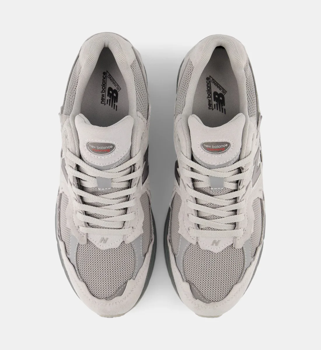 Низкие кроссовки 2002 из замши и сетки NEW BALANCE, серый — фото 4