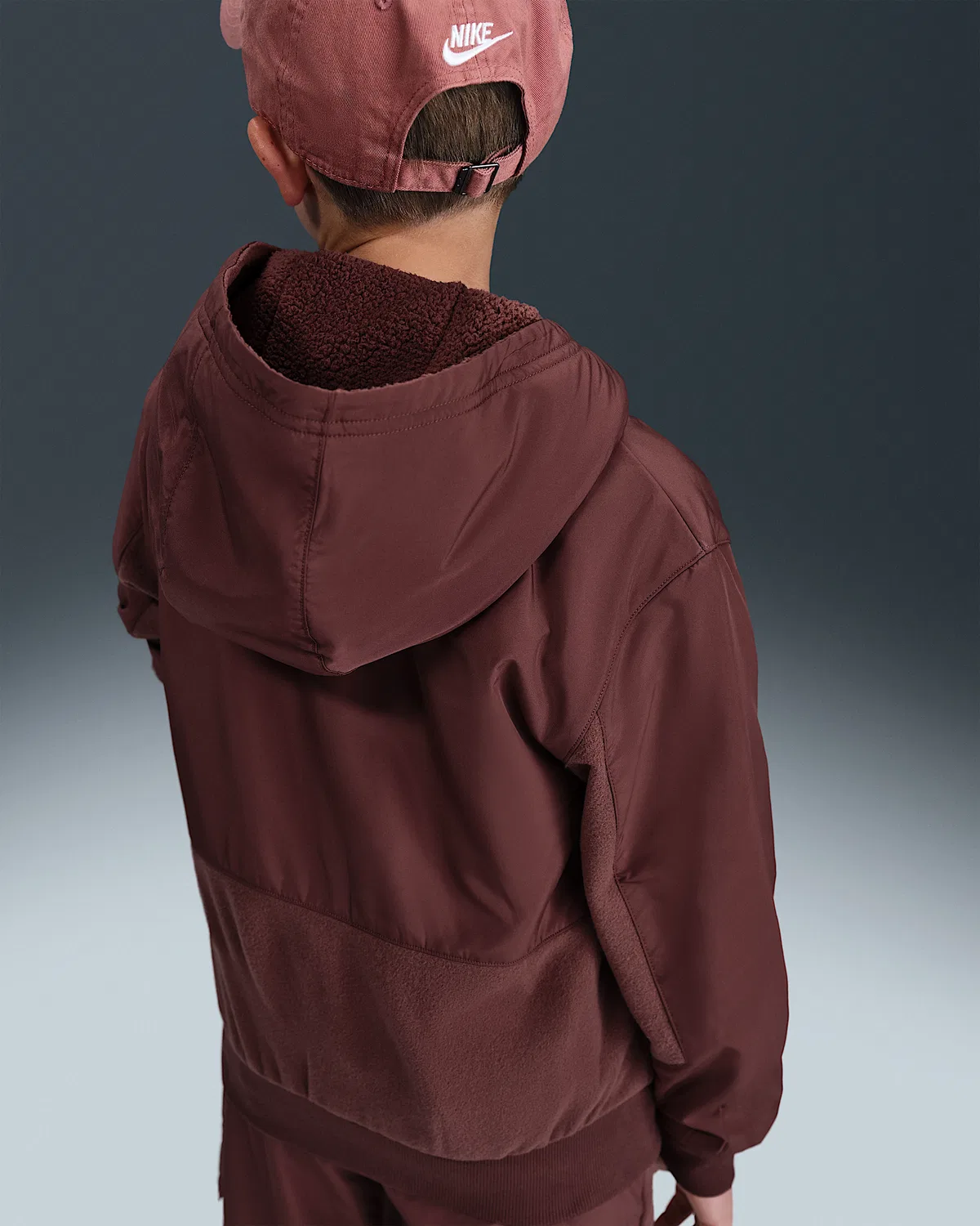 Детская зимняя куртка Nike Sportswear City Utility EasyOn Therma-FIT, Red Sepia/Red Sepia/Black — фото 2