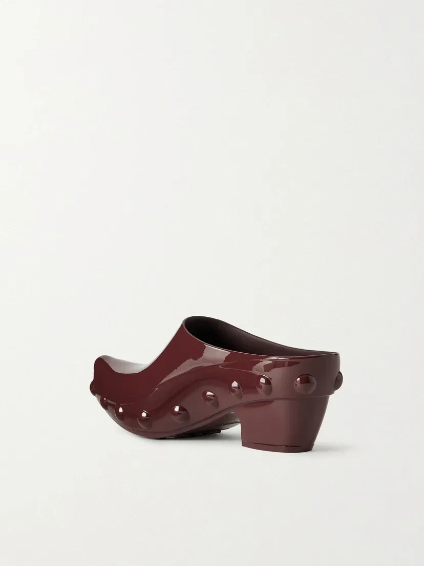 Мюли на плоской подошве из резины с шипами Gondola BOTTEGA VENETA, бордовый — фото 3
