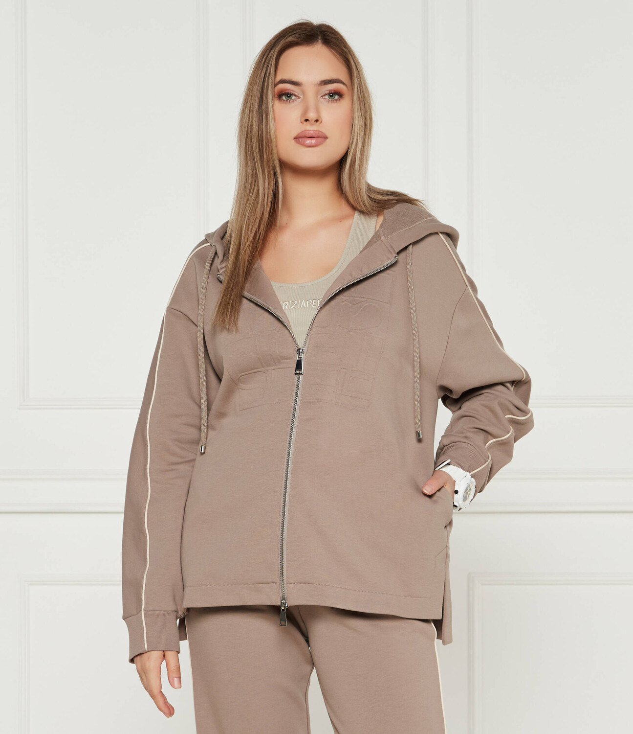 

Толстовка Max Mara Leisure Turtledove Loose fit, бежевый