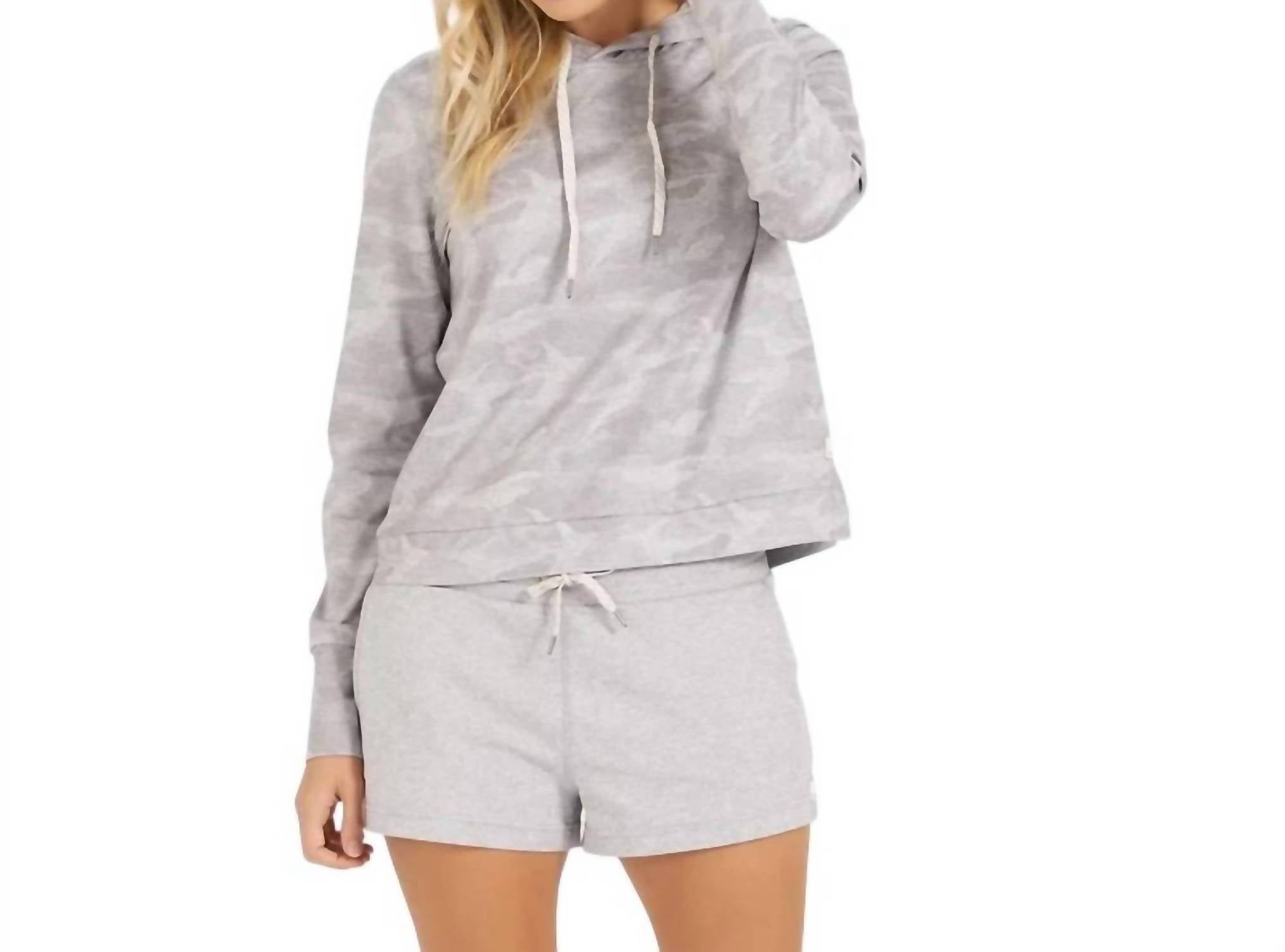 

Толстовка Halo Essential в цвете Pale Heather Camo Vuori