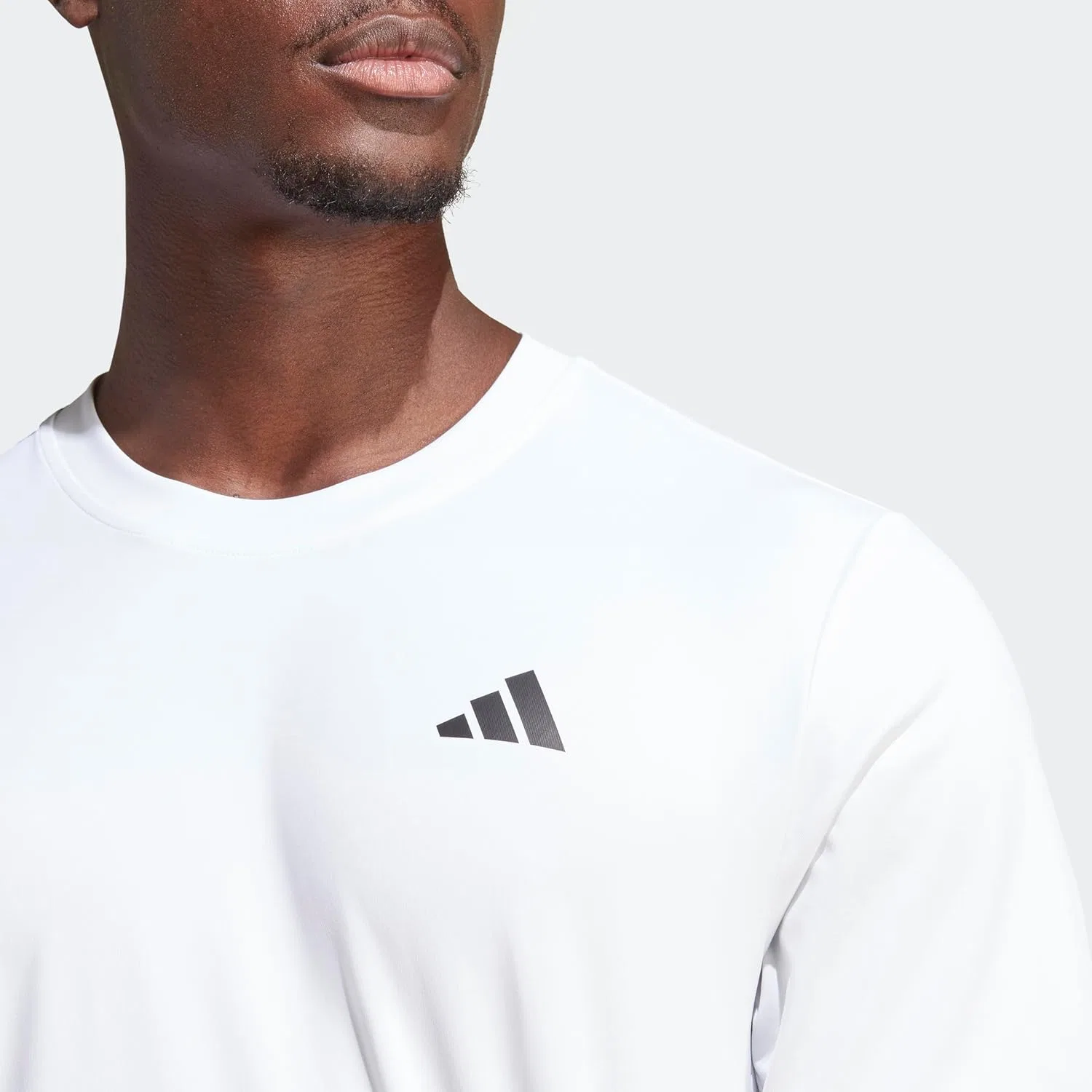 Футболка теннисная Adidas Women's Club 3-Stripes, белый — фото 3