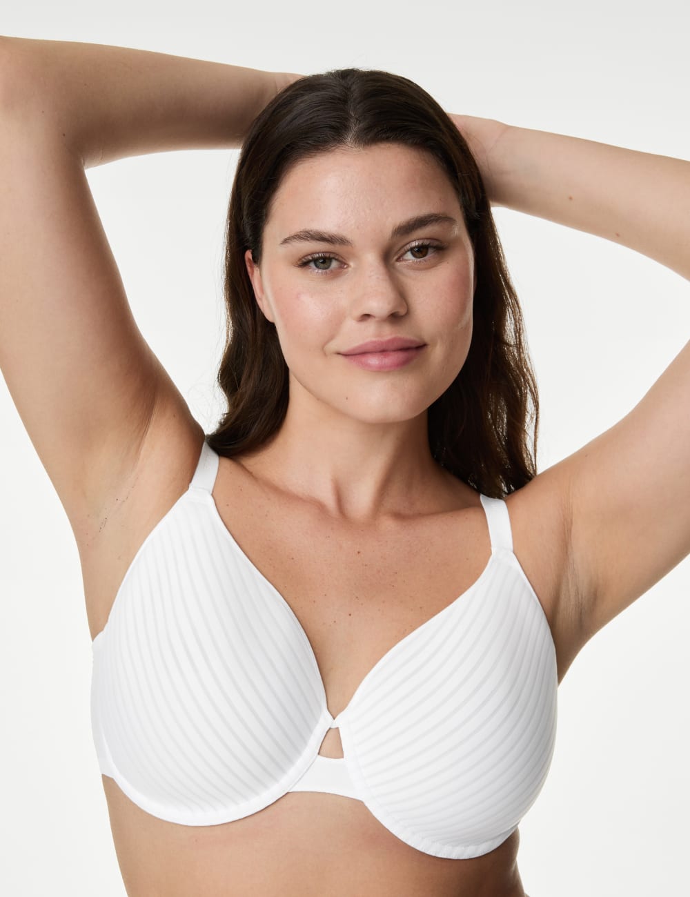 

Бюстгальтер Body Define с полной чашкой и косточками-спейсерами AE Body by Marks & Spencer, белый