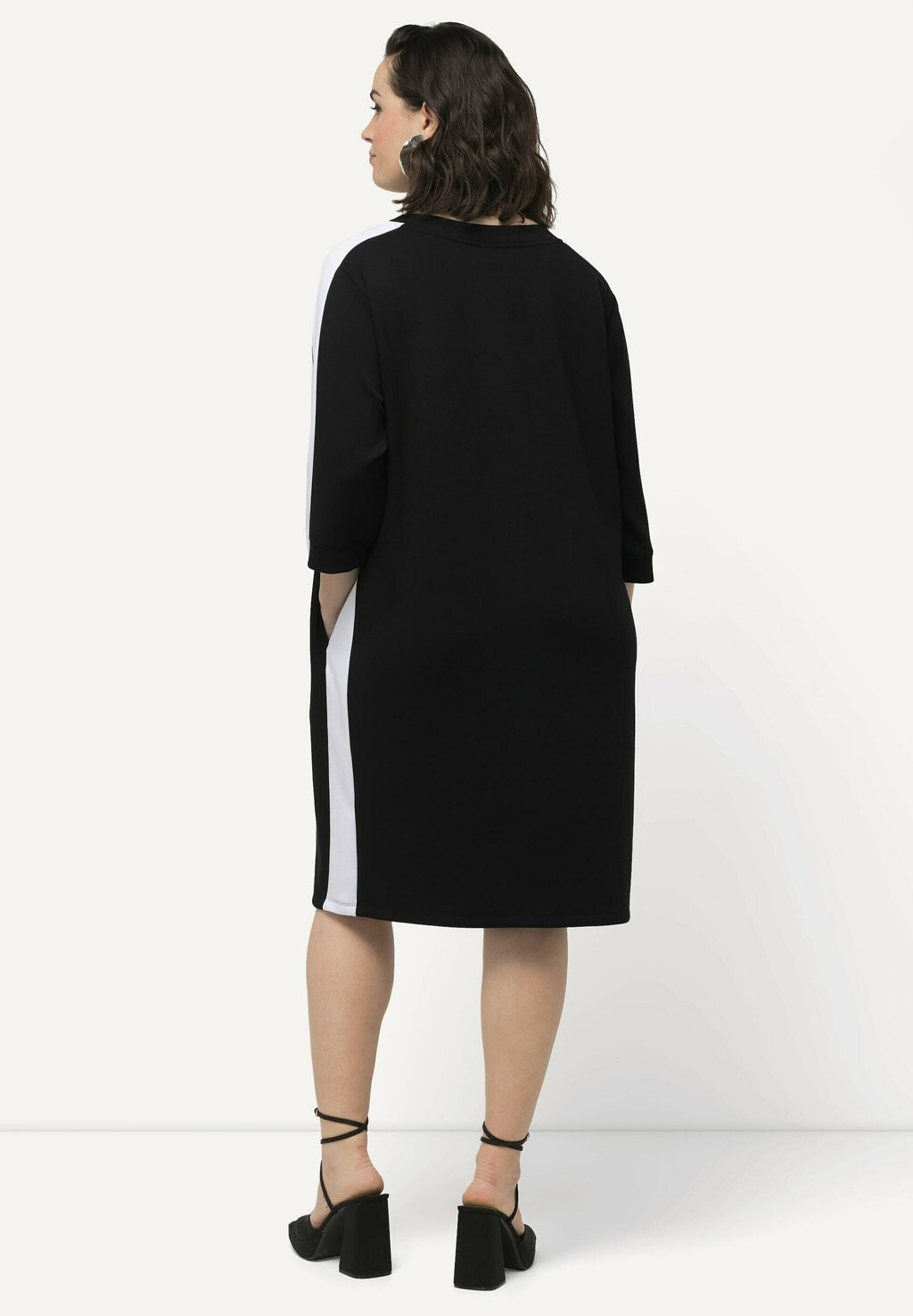 

Платье из джерси NECK 3/4 SLEEVE Ulla Popken, черный