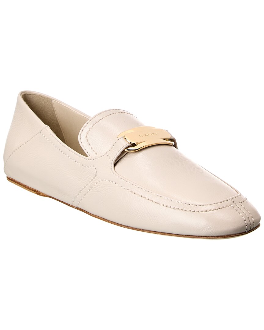 Кожаные лоферы Ferragamo New Vara с пряжкой Salvatore Ferragamo, белый