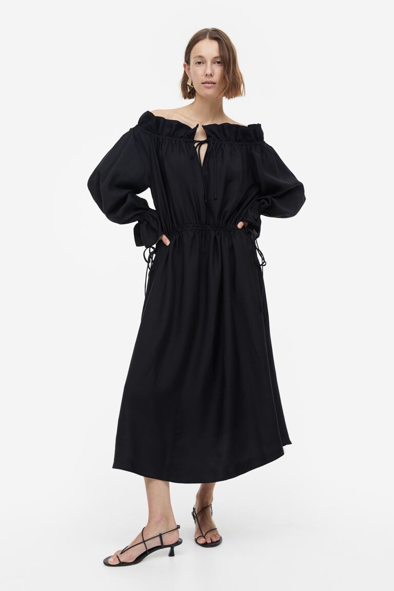

Платье с открытыми плечами H&M