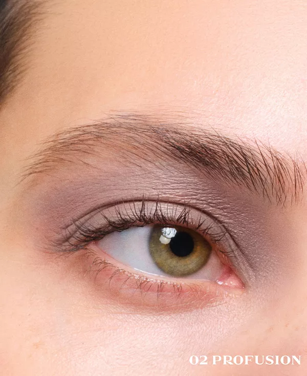 Многоразовые голографические тени для век Dimensions Prada Beauty, 02 profusion — фото 3
