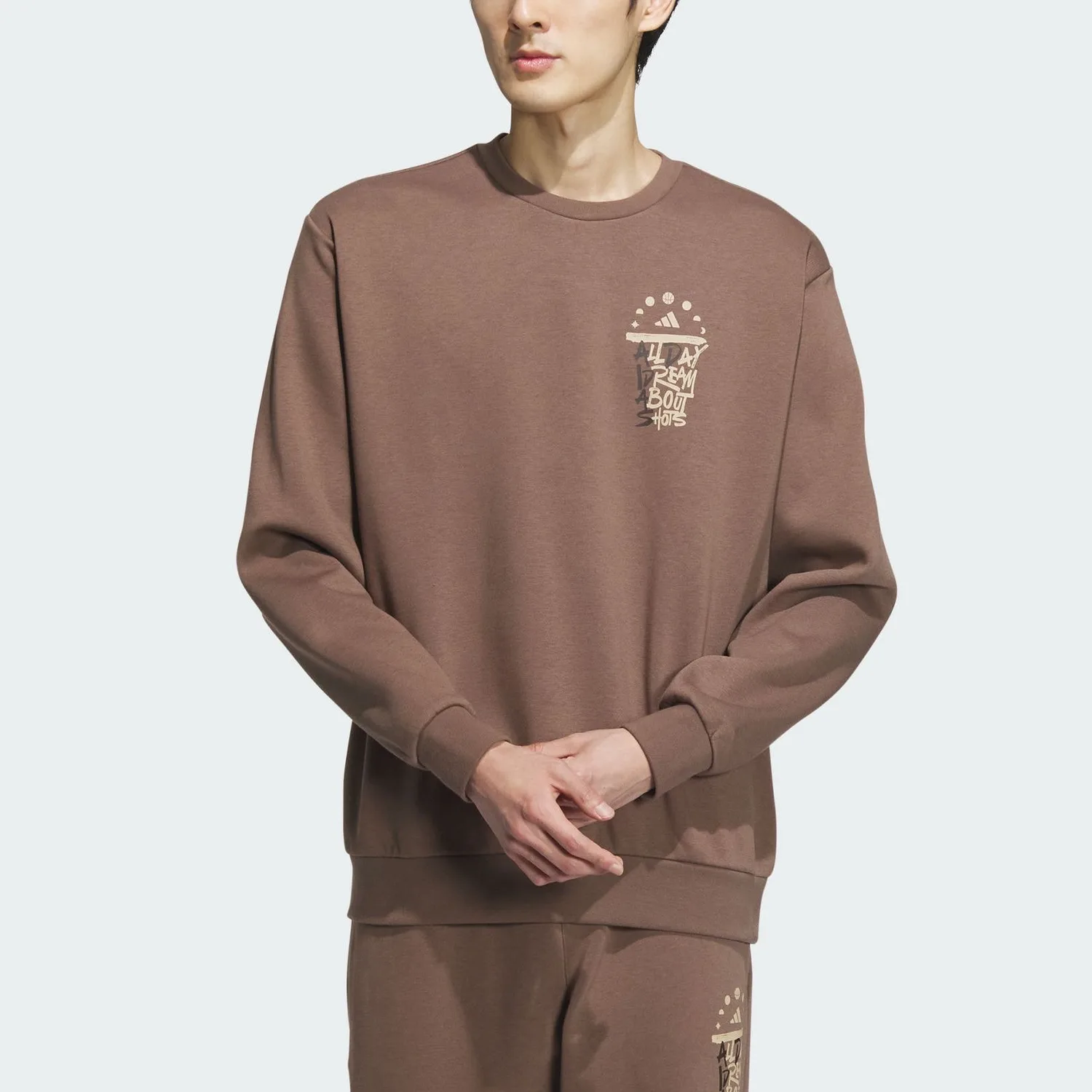 Adidas Свитшот мужской Stratum Dark Earthy Brown с круглым вырезом, умеренно приталенный, Regular — фото 3