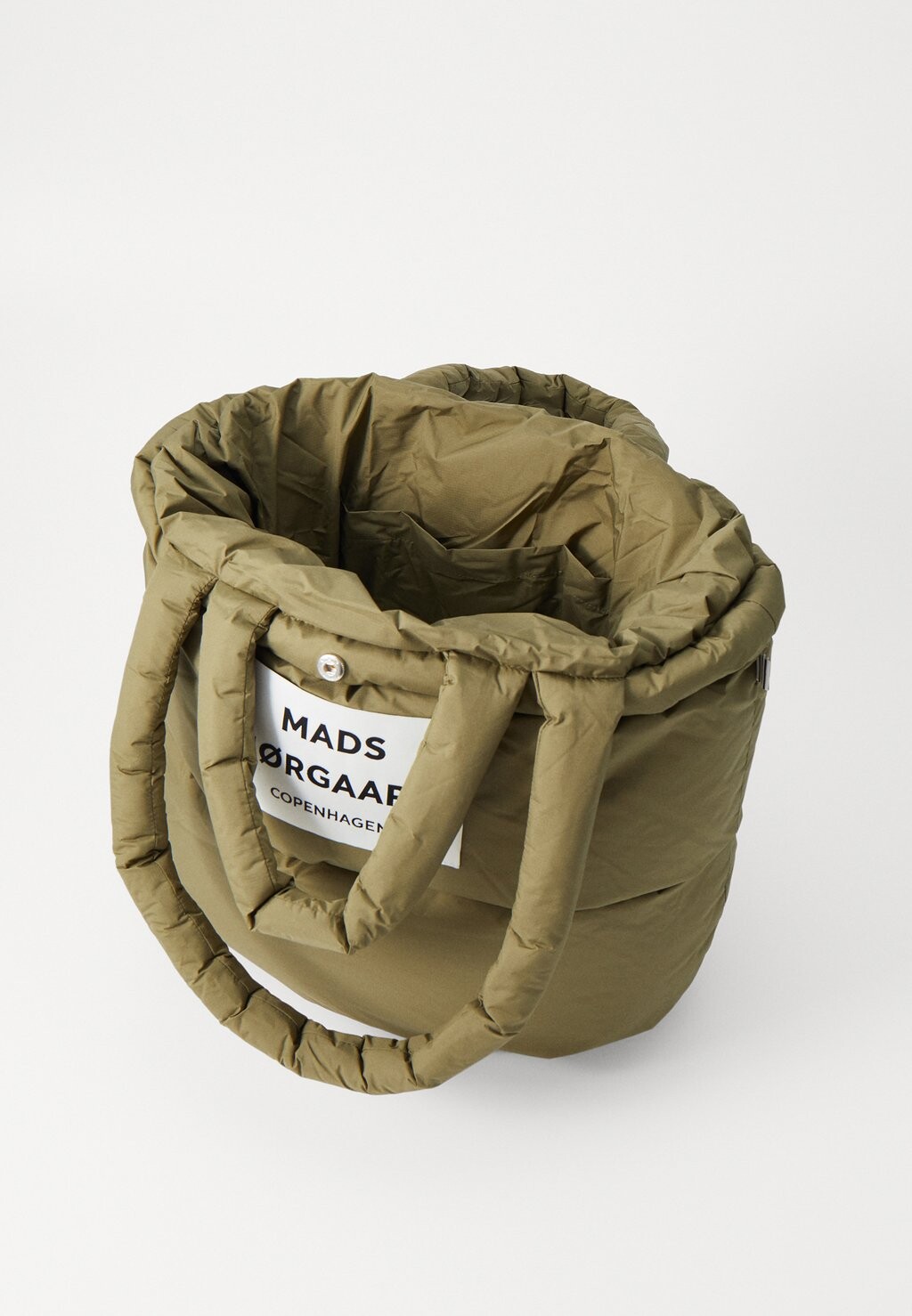 

Сумка-тоут PILLOW BAG Mads Nørgaard, оливковый, Зеленый, Сумка-тоут PILLOW BAG Mads Nørgaard, оливковый