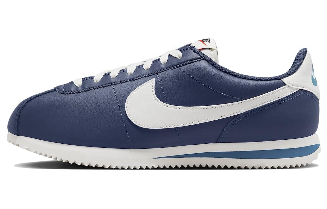 

Nike Cortez Midnight темно-синий