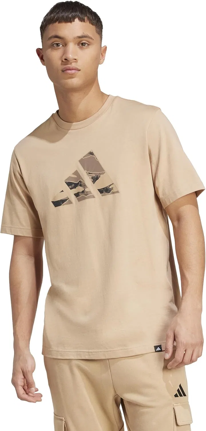 Футболка с камуфляжным принтом, adidas, цвет Warm Sandstone/Logo