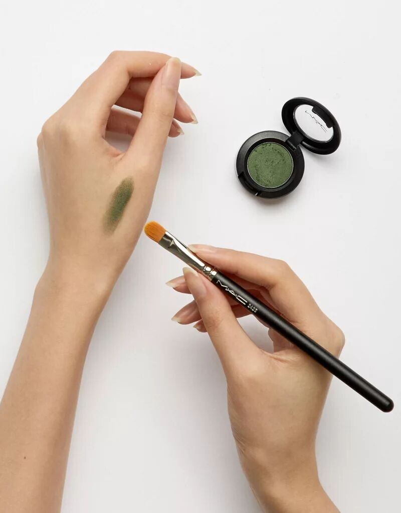 MAC – Маленькие блестящие тени для век – Влажные — фото 4