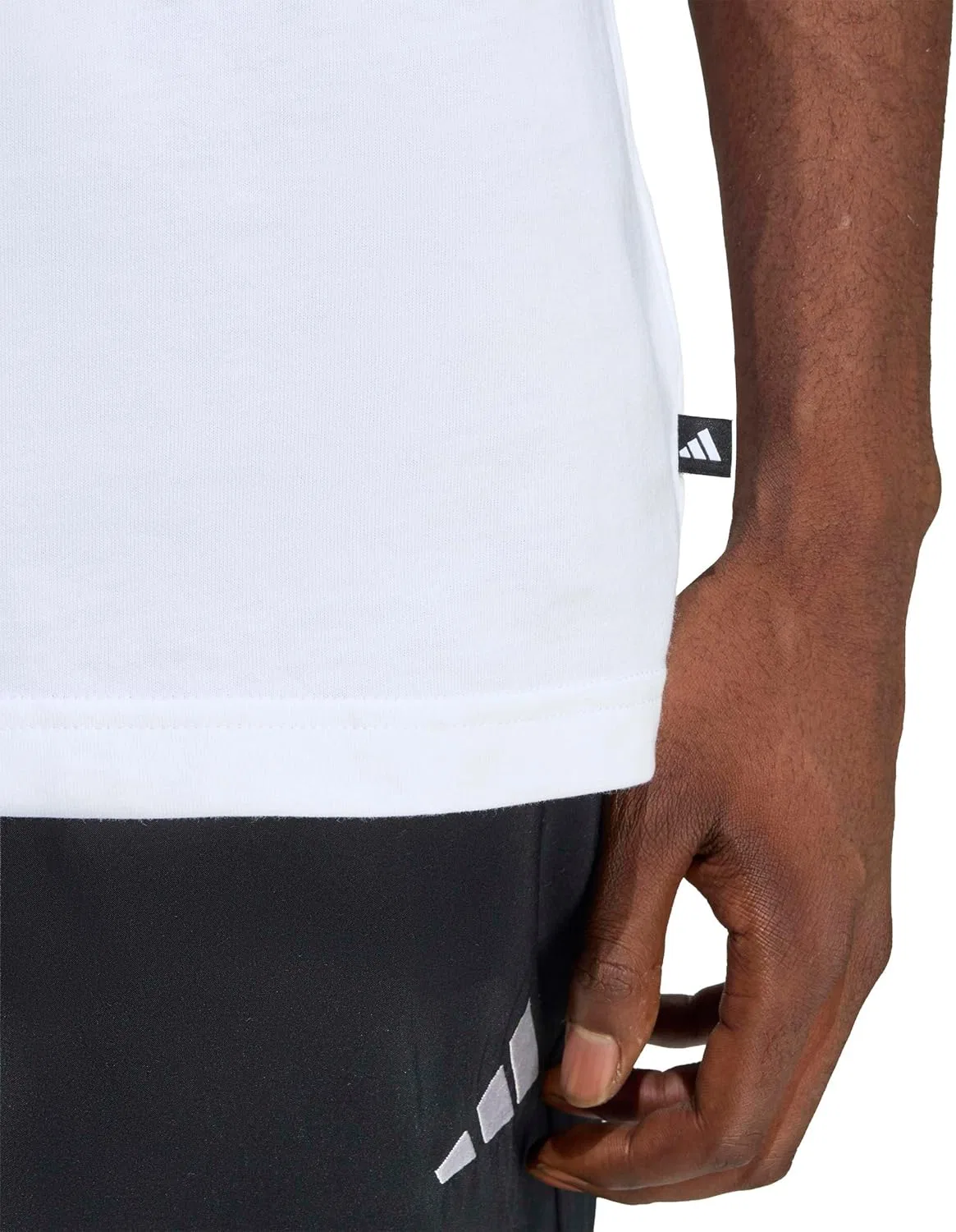 Футболка Adidas Men's Triple Stripe Vibe Graphic, белый — фото 4