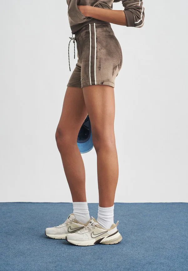 Шорты Nike Sportswear, Baroque Brown